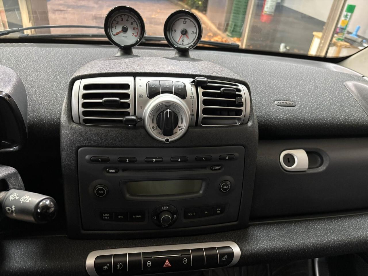 Smart ForTwo 1000 52 kW coupé pure sedili riscaldati