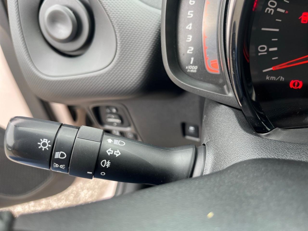 Citroen C1 5p 1.0 vti shine s&s 72cv