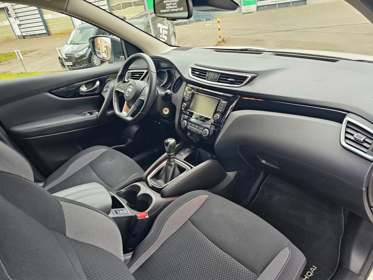 Nissan Qashqai 1.3 DIG-T 140 CV Acenta