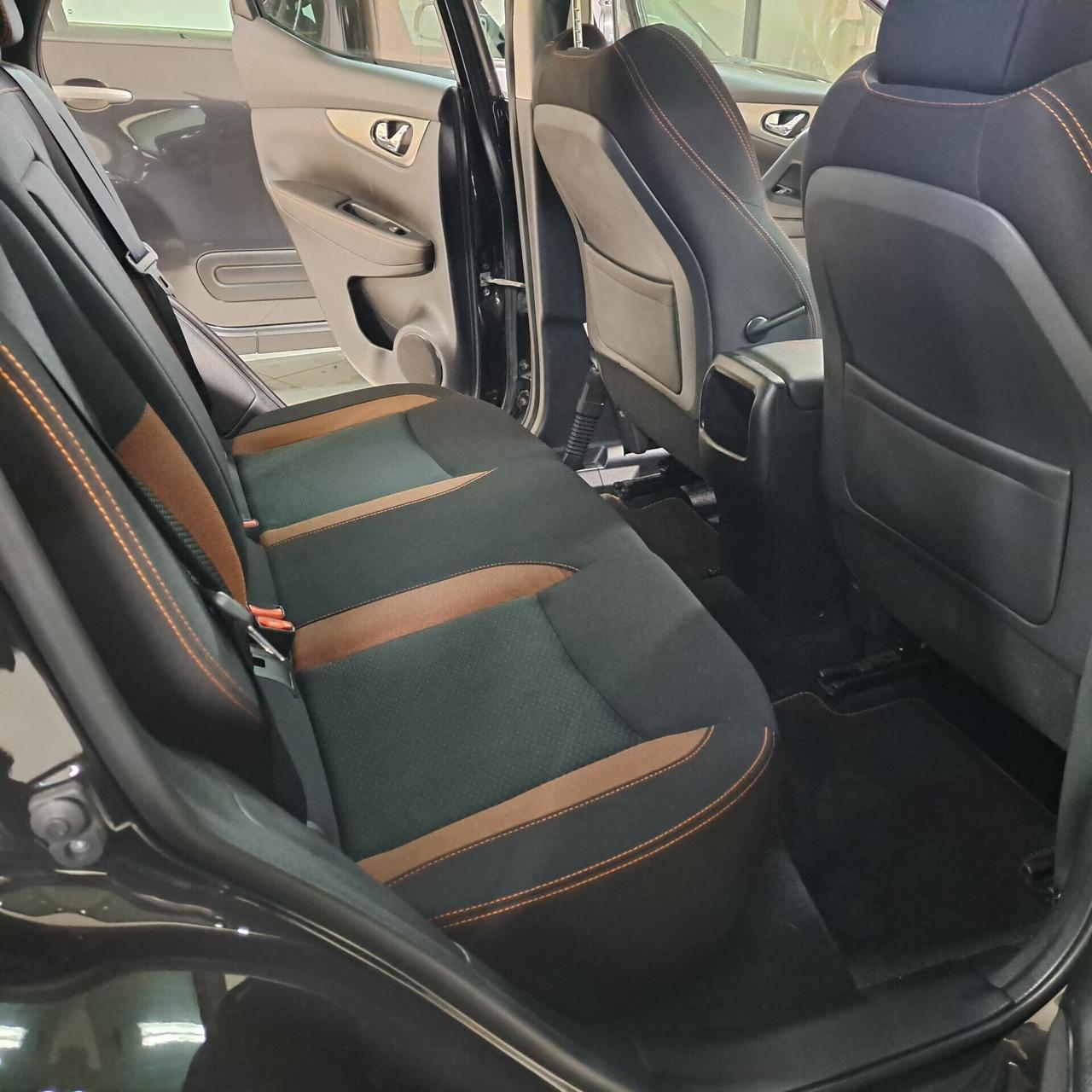 Nissan Qashqai 1.3 DIG-T 140 CV Business