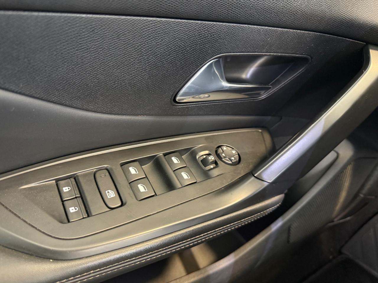 Peugeot 308 BlueHDi 130 S&S EAT8 Allure Pack Berlina