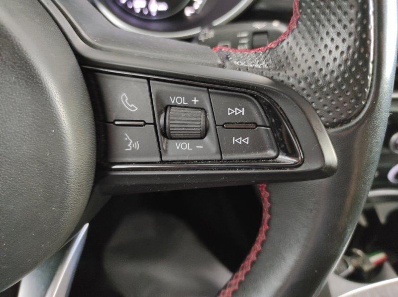 ALFA ROMEO Stelvio - Stelvio 2.2 Turbodiesel 190 CV AT8 Q4 Business