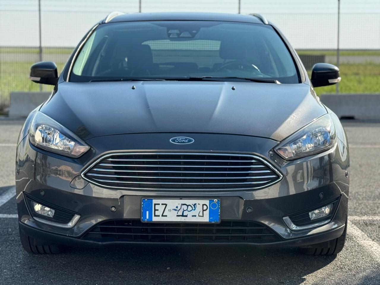 FORD FOCUS BENZINA ECOBOOST 125CV TITANIUM GARANZIA