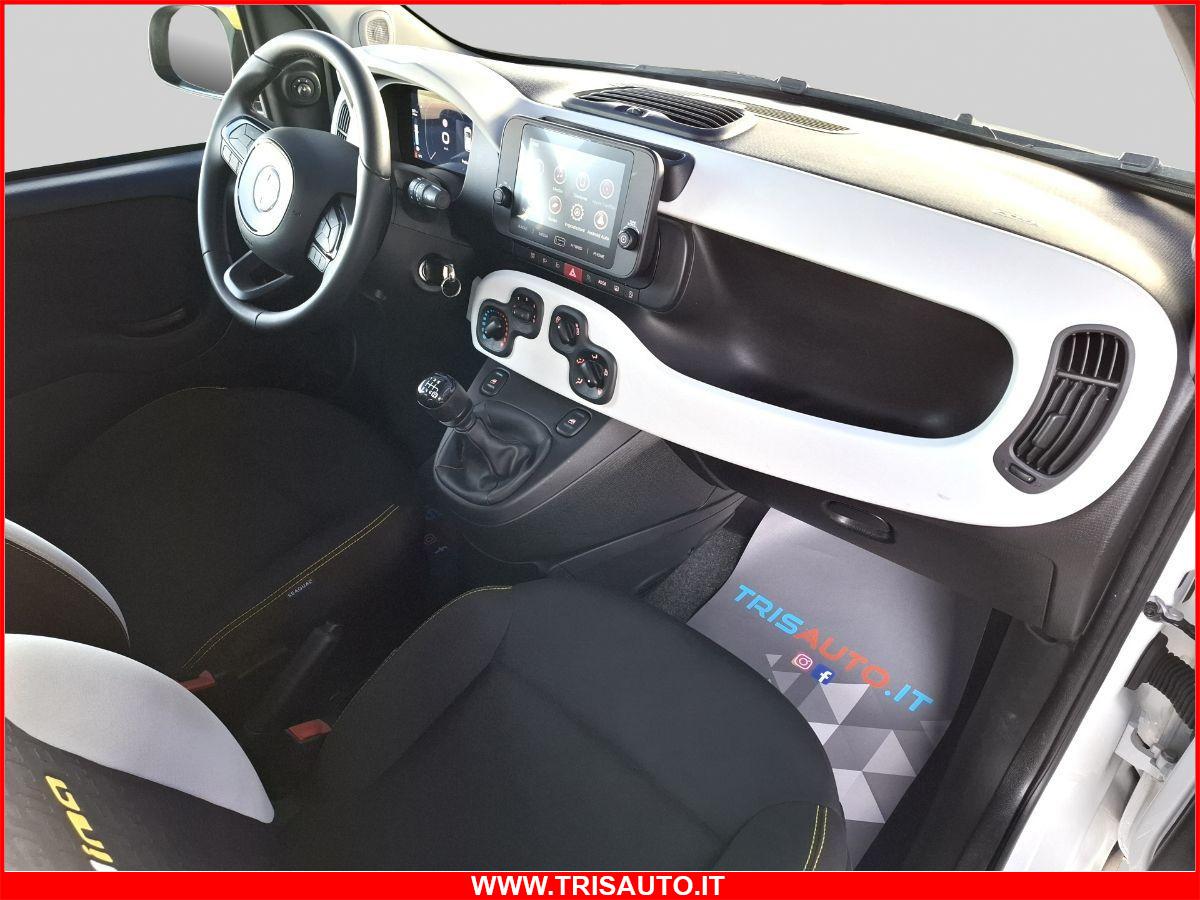 FIAT Panda 1.0 Hybrid Pandina NEOPATENTATI