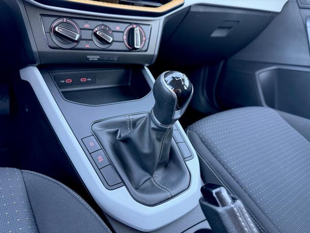 SEAT Arona TSI STYLE+NAVI CARPLAY WIFI APPLE&ANDROID+PDC