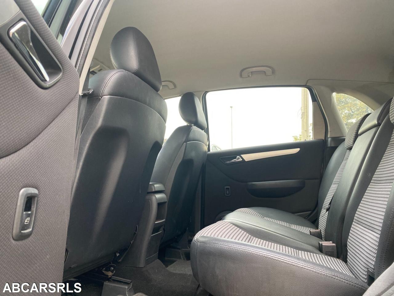 MERCEDES - Classe B - 180 CDI Premium - NEOPATENTA