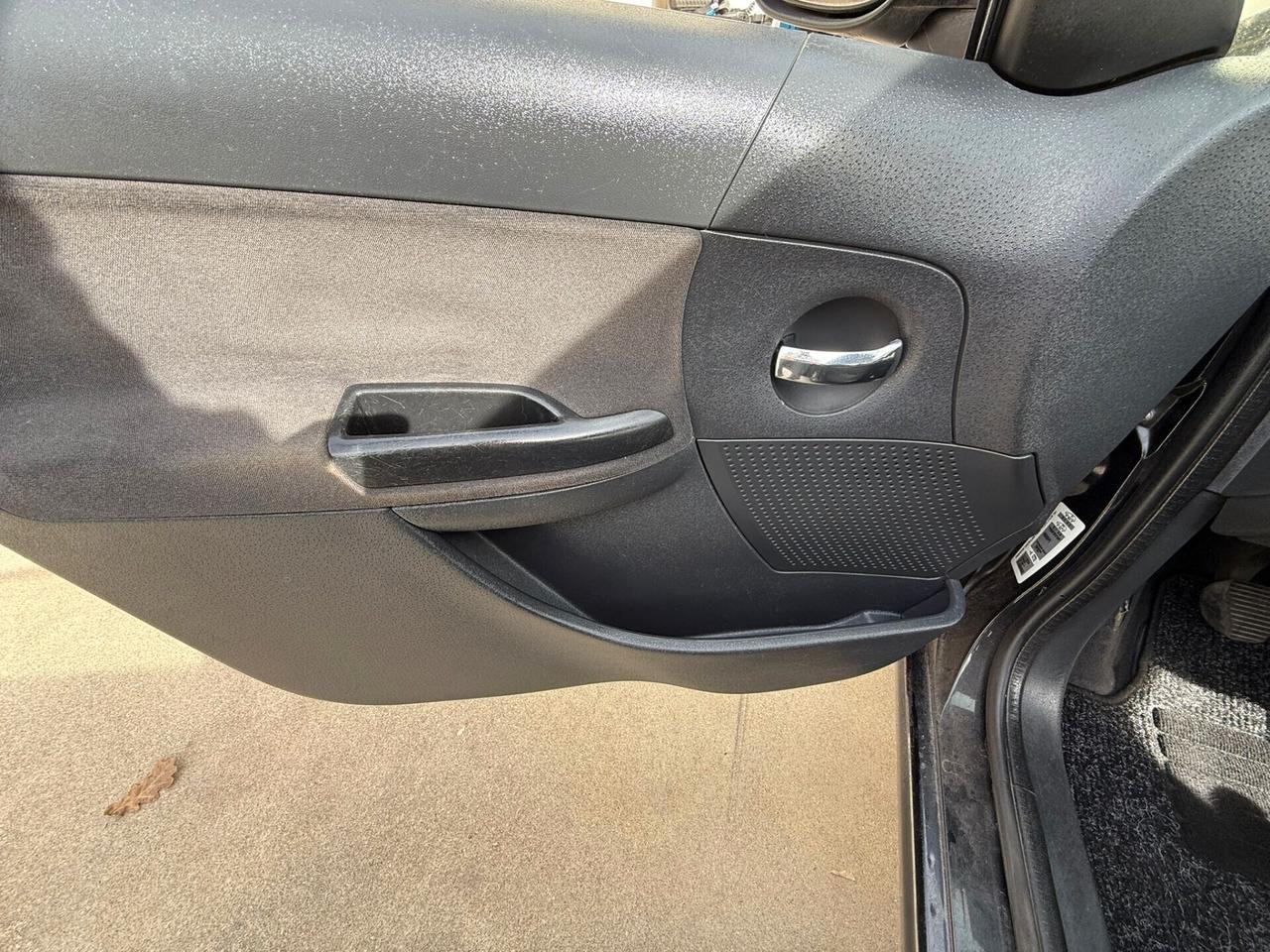 Citroen C3 1.1 BENZINA neo-pat 99.000KM