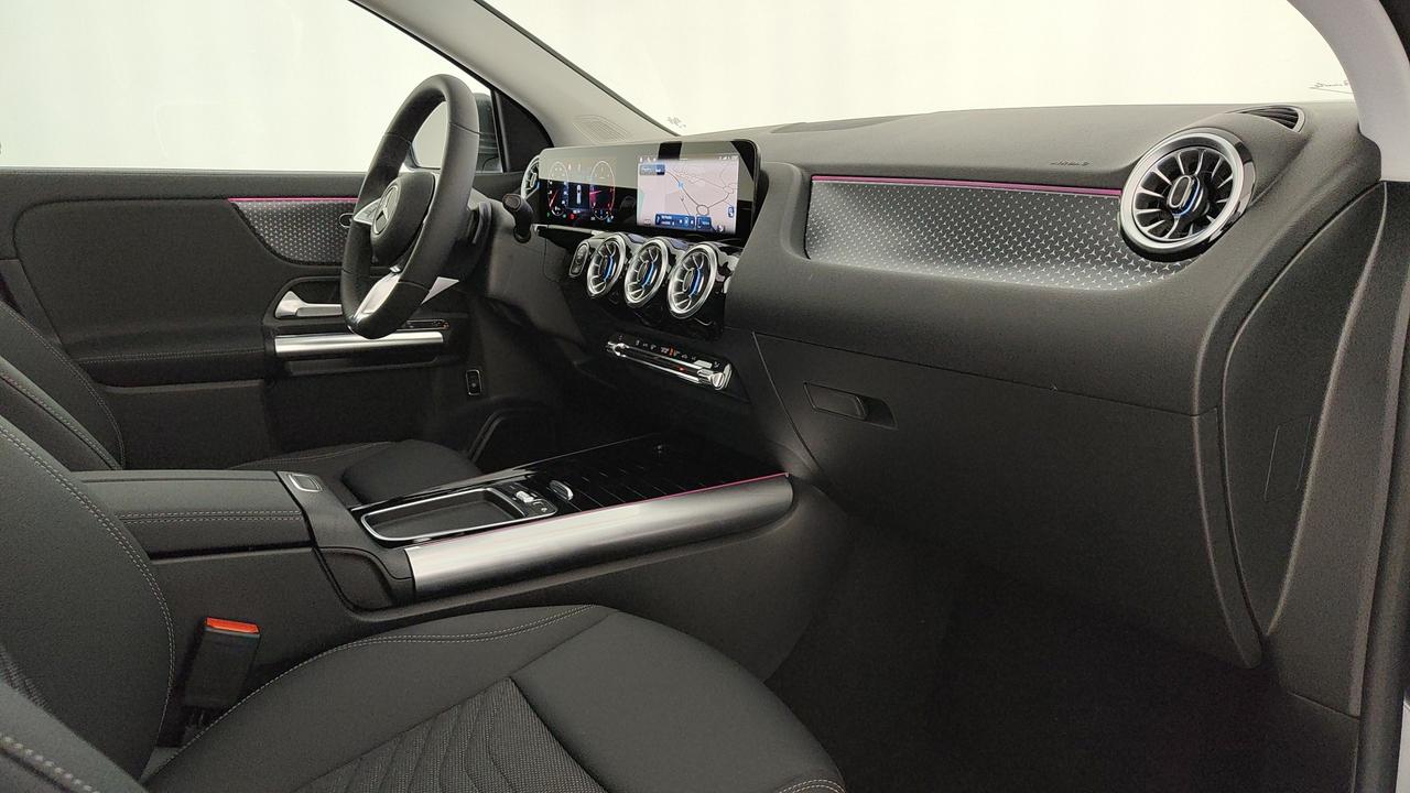 Mercedes-Benz GLA 200 d automatic