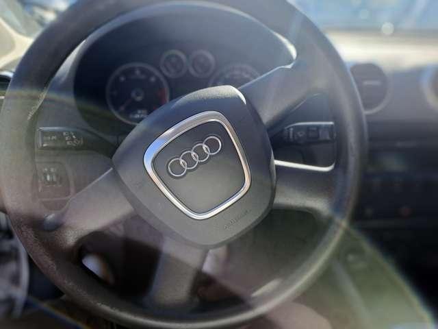 Audi A3 3 porte 1600 tdi 90cv MOTORE DA SOSTITUIRE FA FUMO