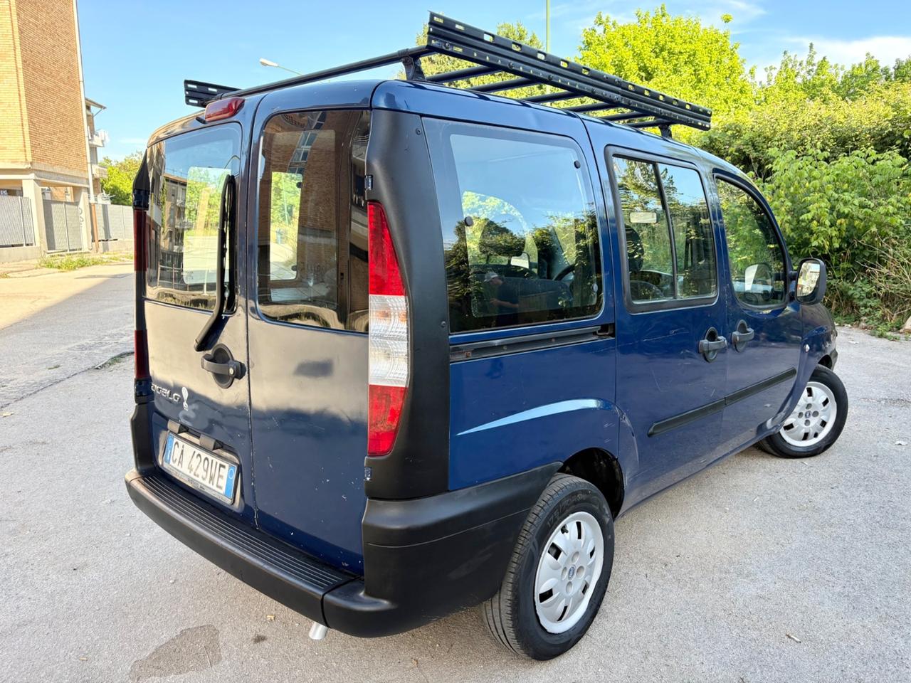 Fiat Doblo 1.9 JTD 180000km vettura 5 posti