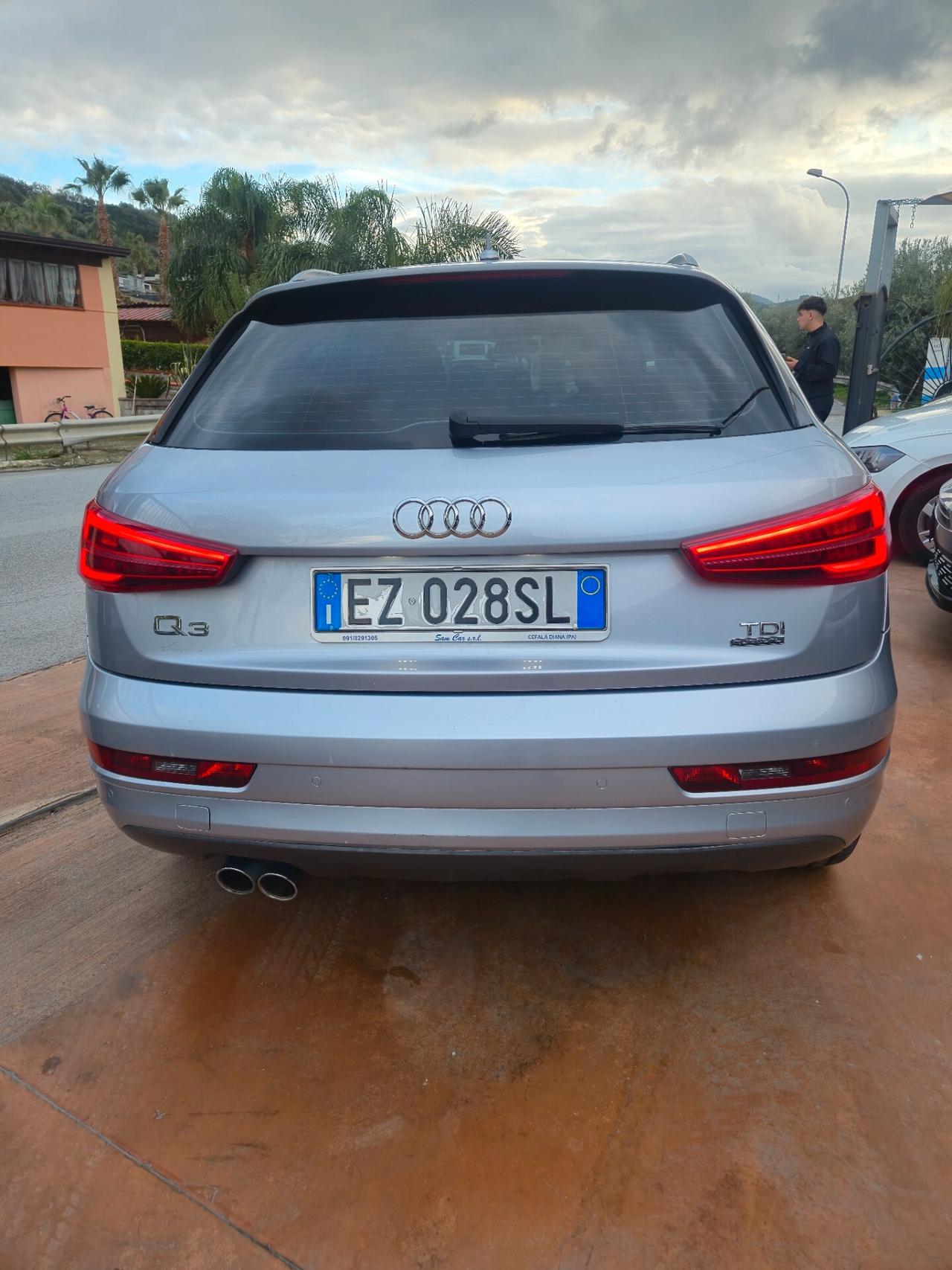 Audi Q3 2.0 TDI 184 CV quattro S tronic Business