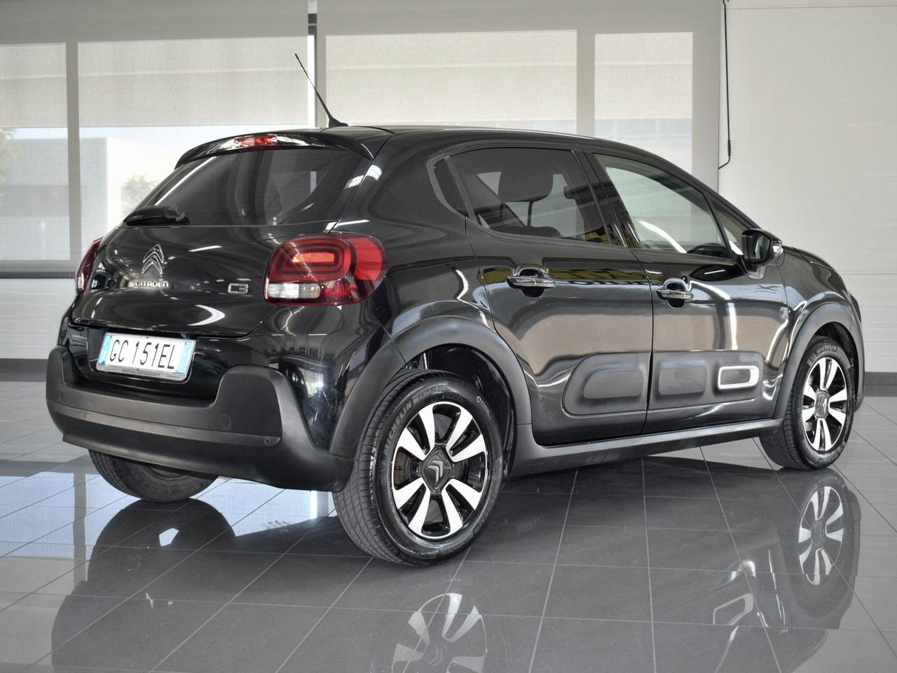 Citroen C3 1.2 PureTech Shine 83 Cv #5711