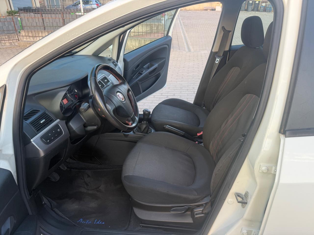 Fiat Punto 1.3 MJT II 75 CV 5 porte