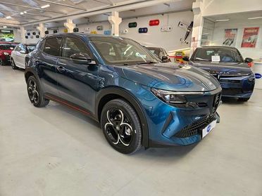 Alfa Romeo Junior Junior 1.2 ibrida Speciale 136cv edct6