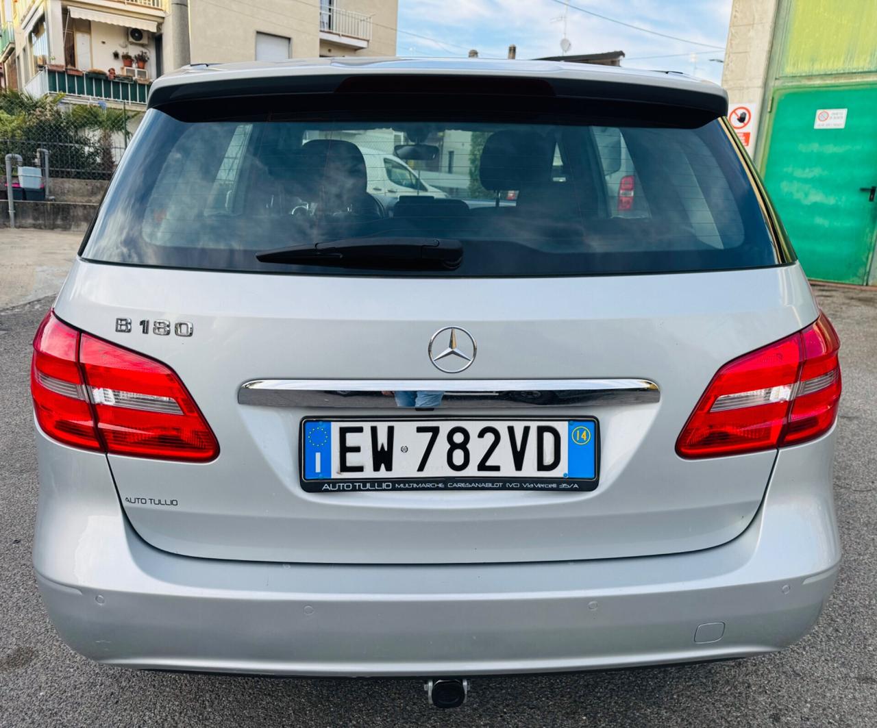 Mercedes-benz B 180 Premium
