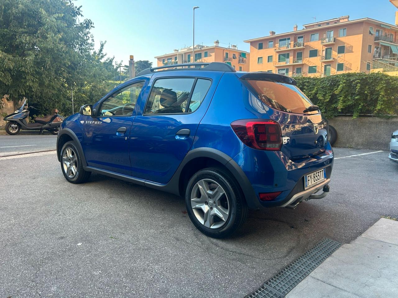 Dacia Sandero Stepway 1.0 TCe 100CV ECO-G 15th Anniversary