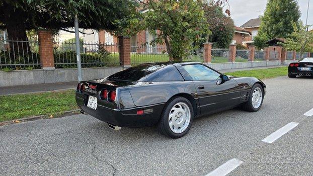 Chevrolet Corvette LT1