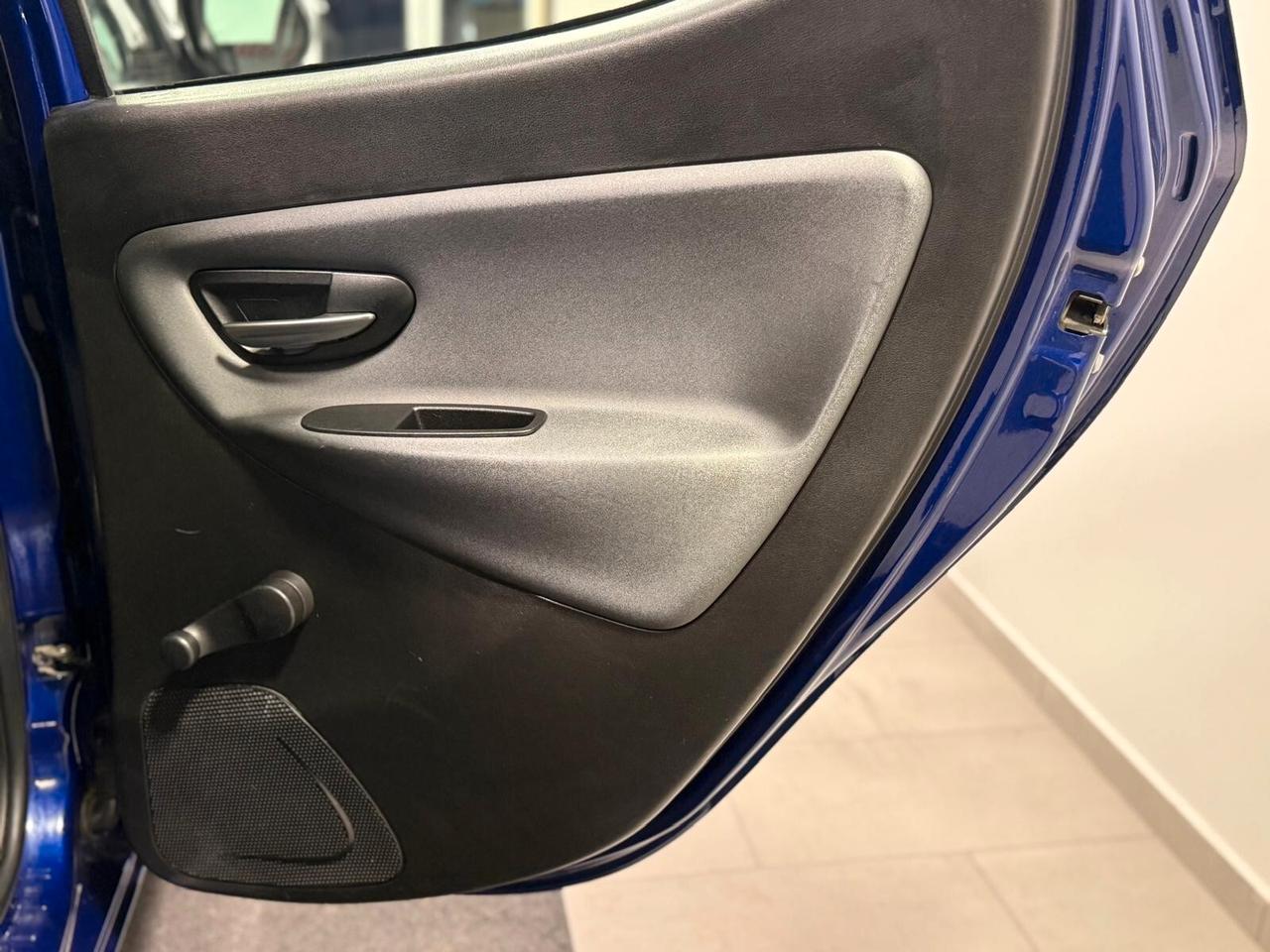 Lancia Ypsilon 1.2 69 CV 5 porte GPL Ecochic Elefantino 2015