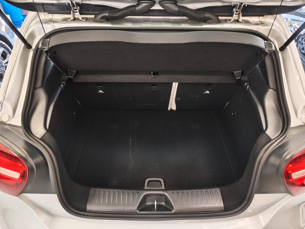 MERCEDES-BENZ A 180D AUTOMATIC SPORT NEOPATENTATI
