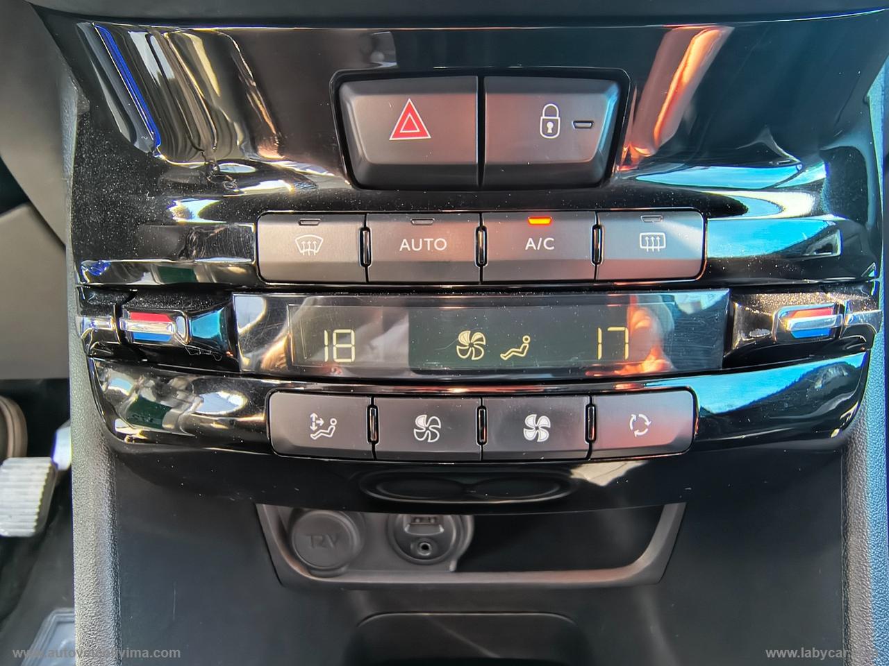 PEUGEOT 2008 BlueHDi 100 Allure