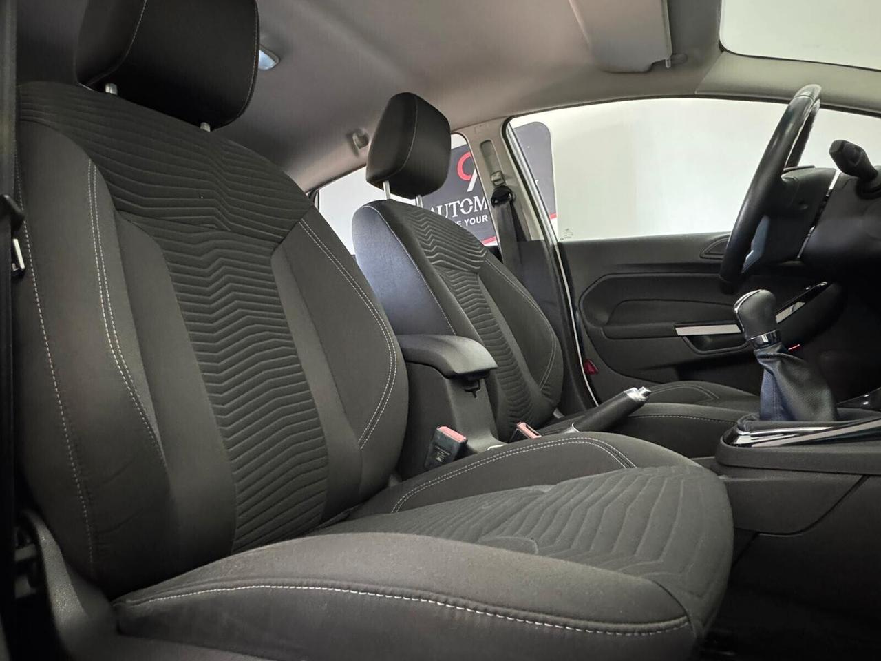 Ford Fiesta 1.5 TDCi 75CV 5 porte Titanium