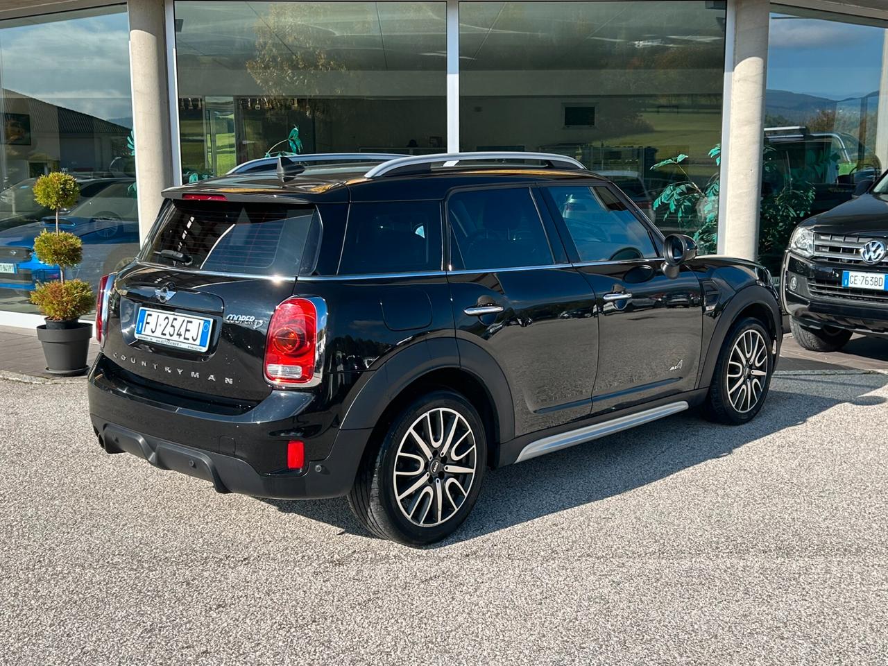 Mini Cooper D Countryman 4x4 2.0d 150cv JCW ALL4 Auto