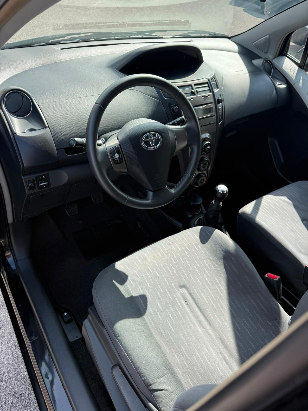 Toyota Yaris 1.4 D-4D DPF 5 porte Sol