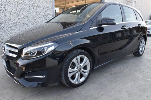MERCEDES-BENZ B 180 d Premium *Navigatore, Telecamera*
