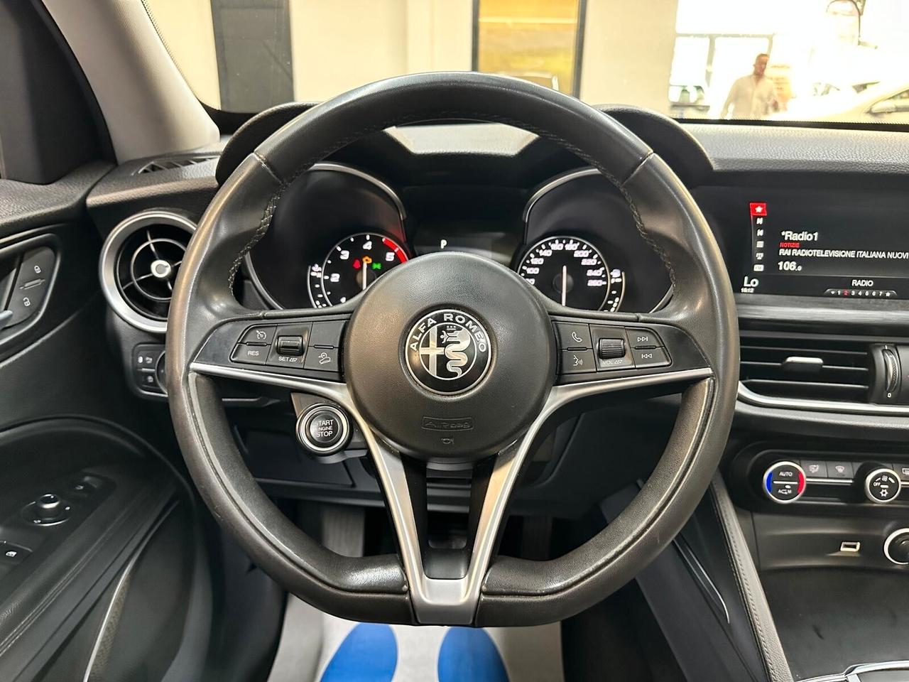 Alfa Romeo Stelvio 2.2 Turbodiesel 210 CV AT8 Q4 Super