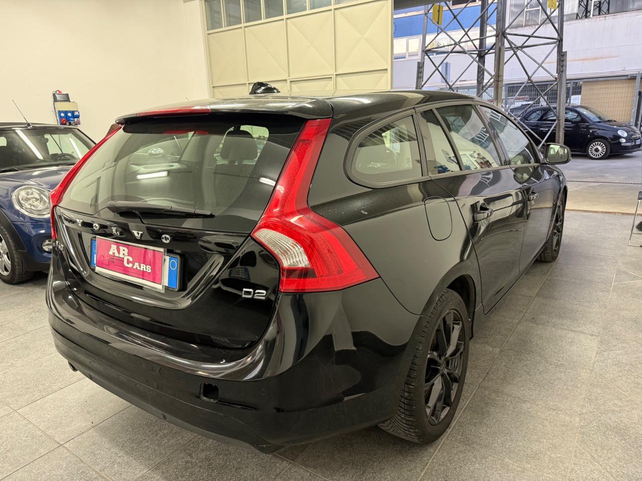 Volvo V60 D2 Geartronic Kinetic