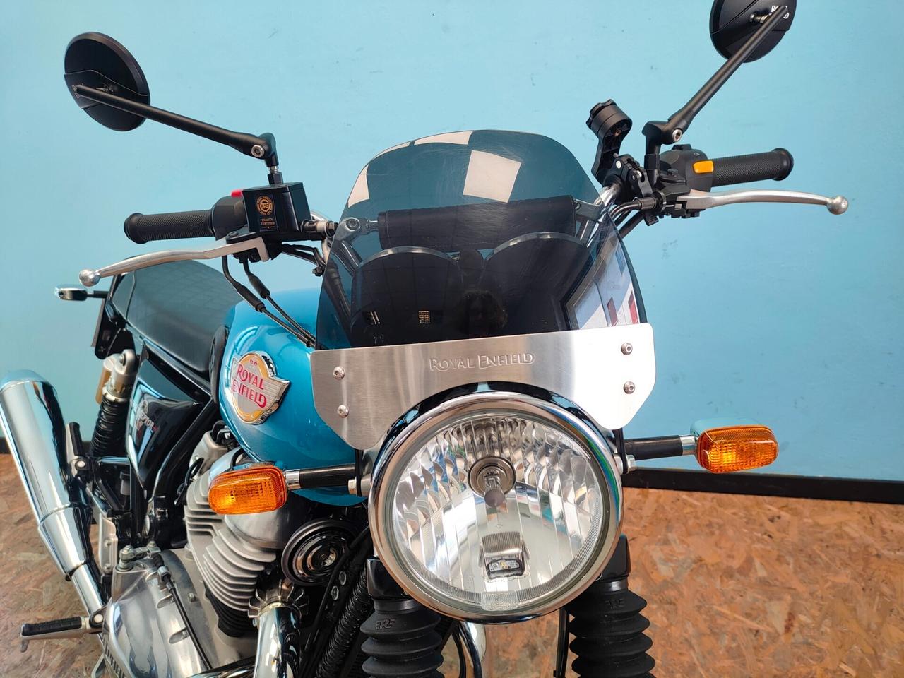 Royal Enfield Interceptor 650 con soli 6499 km.