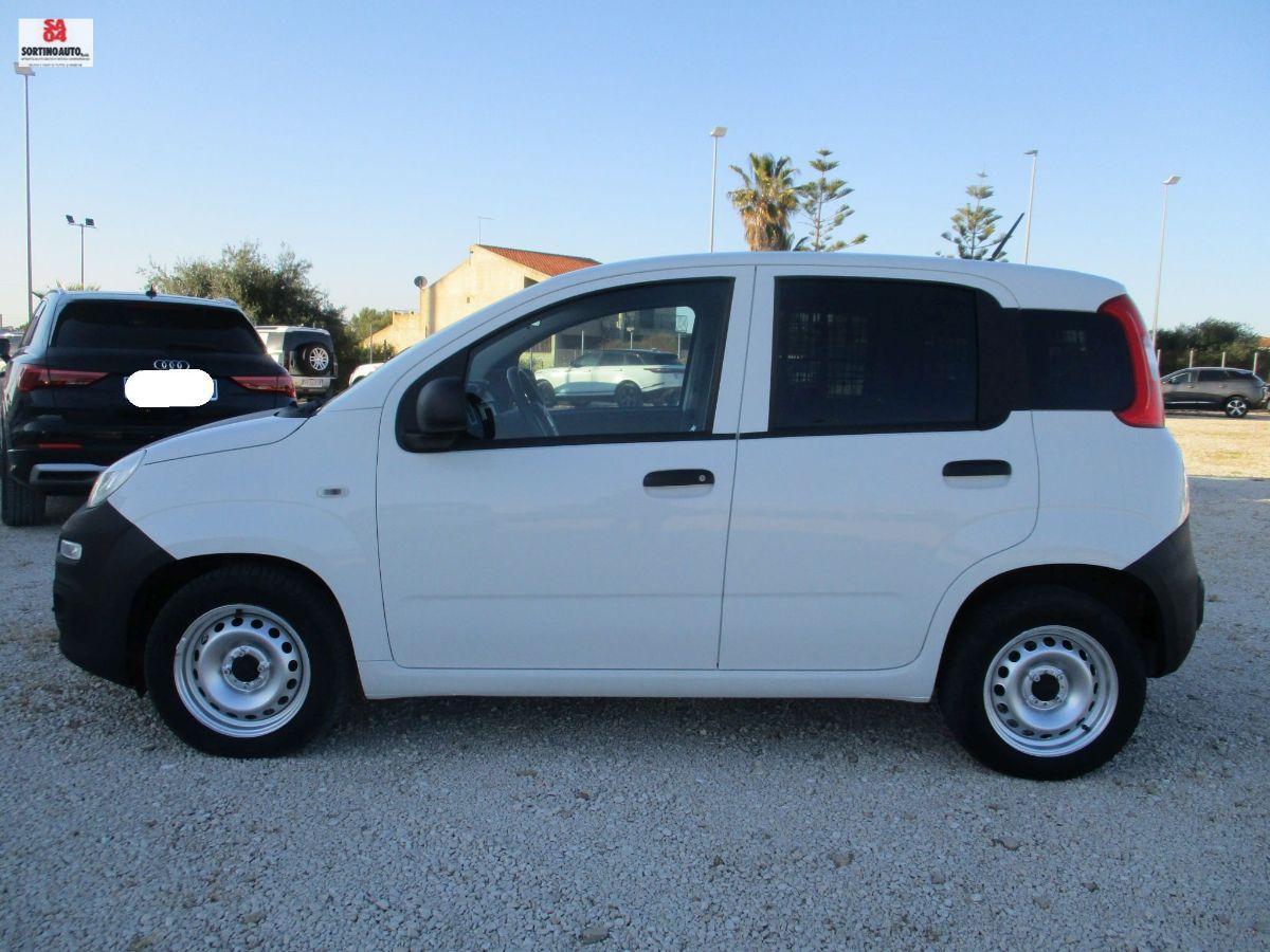 FIAT Panda Van 1.3 MJT 80cv Easy-2018 km24000