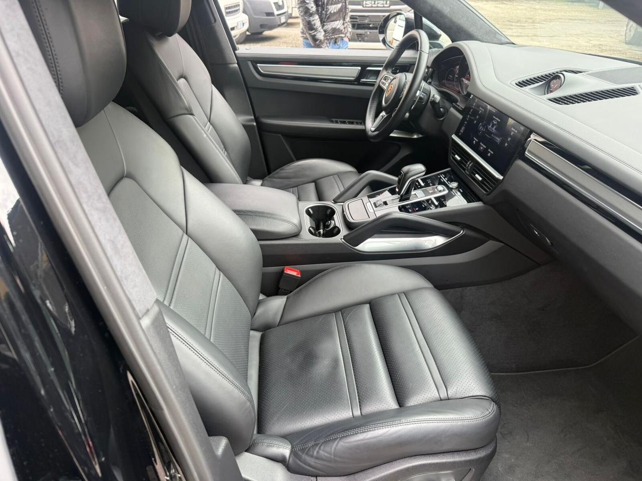 Porsche Cayenne 4.0 V8 Turbo