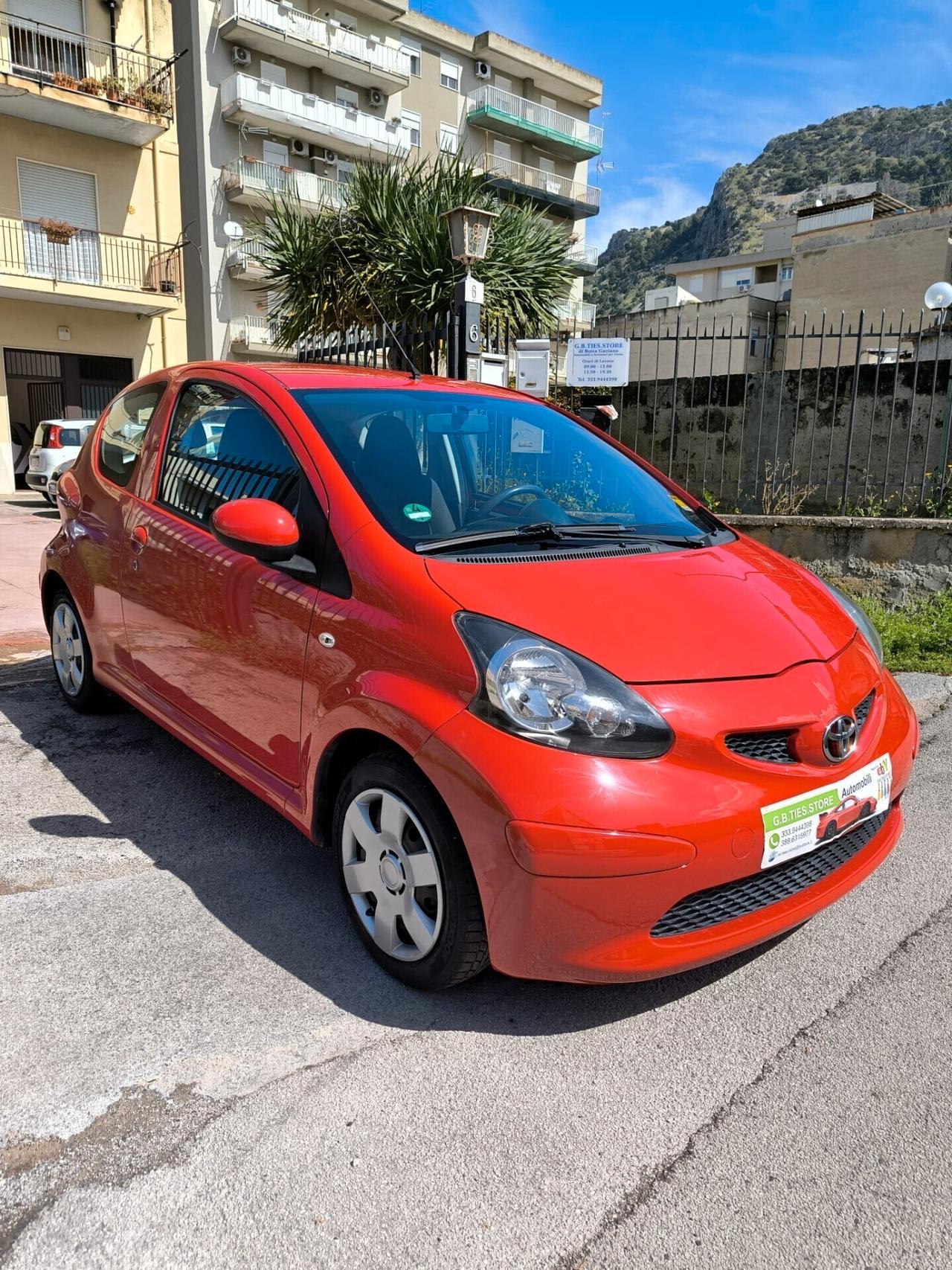 Toyota Aygo 1.0 12V VVT-i 3 porte Sol 2009