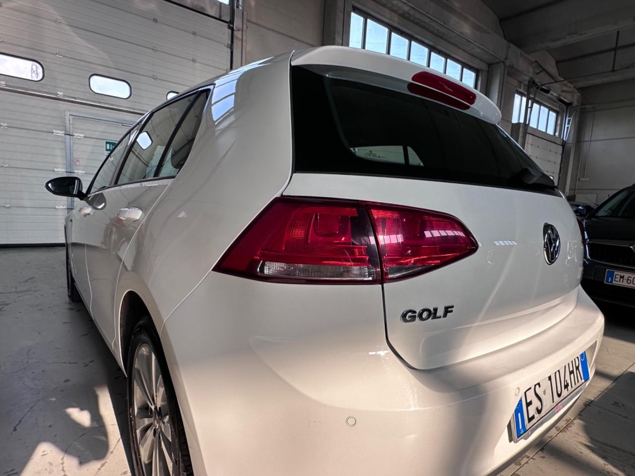 Volkswagen Golf 1.6 TDI 5p. Trendline BlueMotion Technology