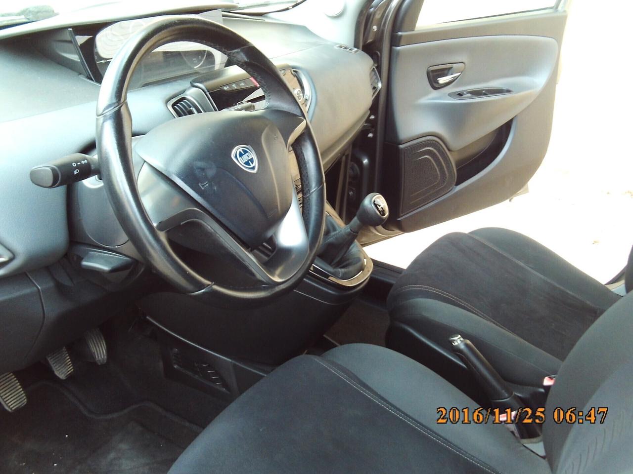 Lancia Ypsilon 1.3 MJT 16V 95 CV 5 porte S&S Platinum