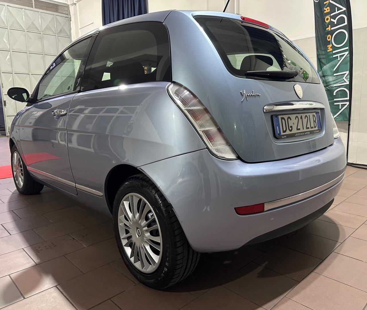 Lancia Ypsilon 1.2 Argento