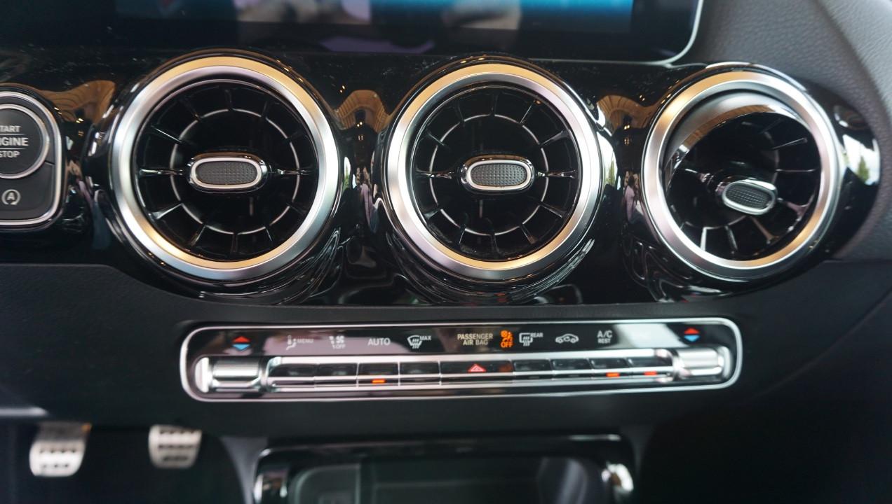 Mercedes B 180 Premium AMG