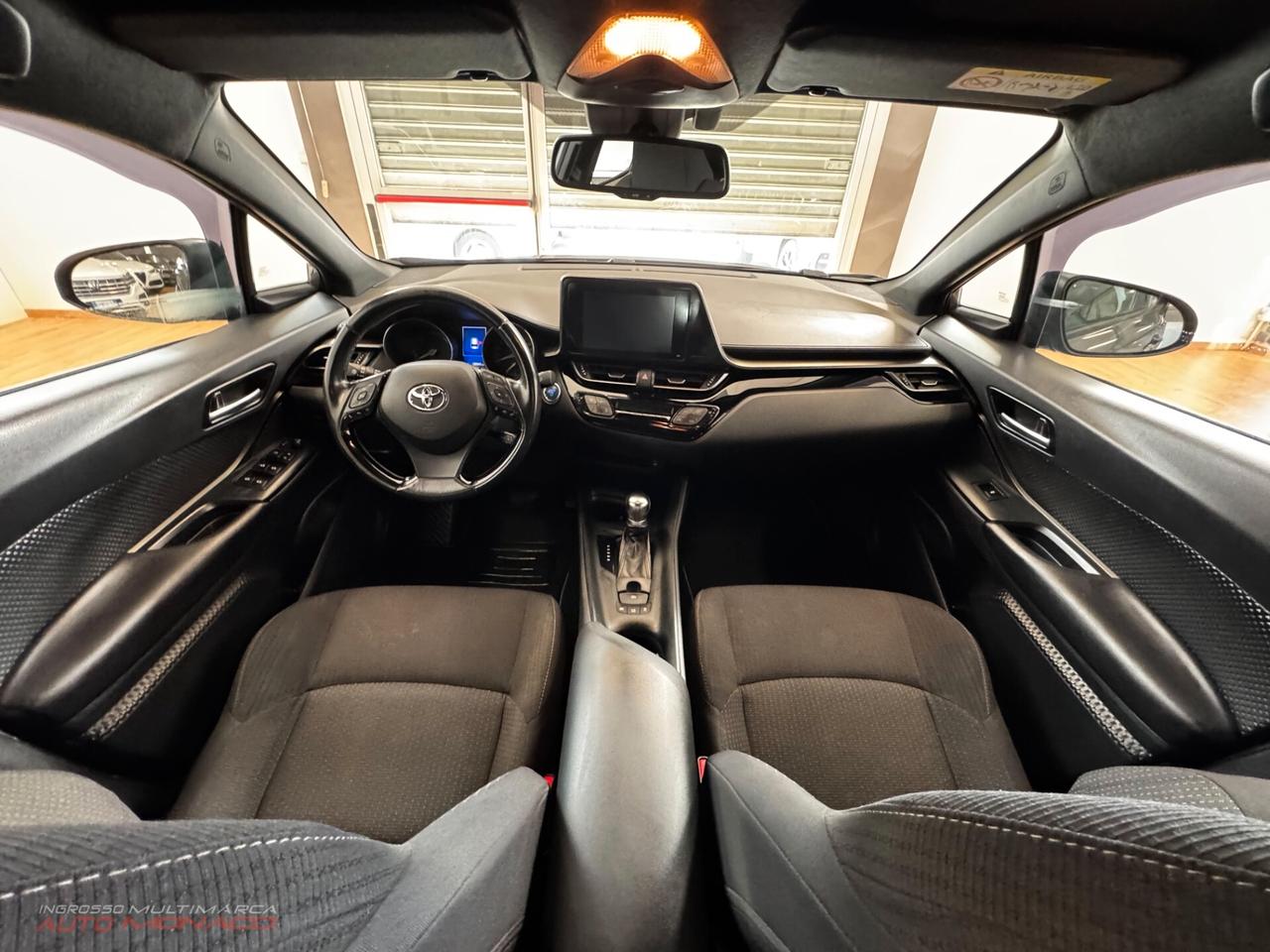 Toyota C-HR 1.8 Hybrid E-CVT