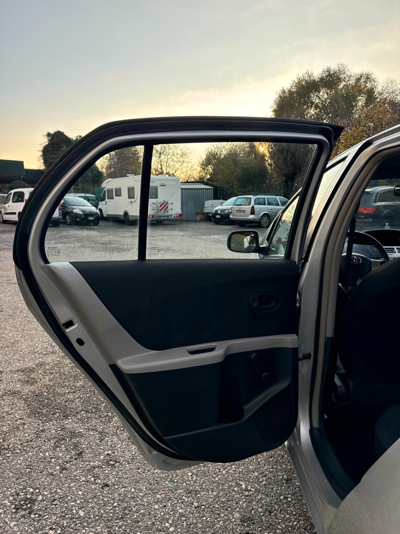 Toyota Yaris 1.0 51kw 5p Benz*UNICO proprietario*