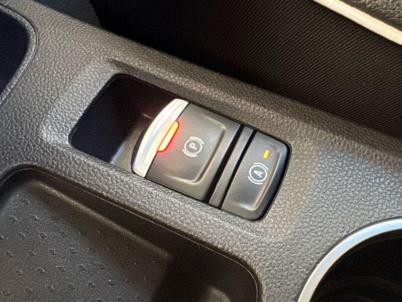 Renault Captur Captur 1.6 E-Tech Plug-in Hybrid Intens 160cv auto my21