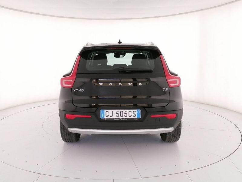 Volvo XC40 1.5 t3 Momentum Pro 163cv auto my21