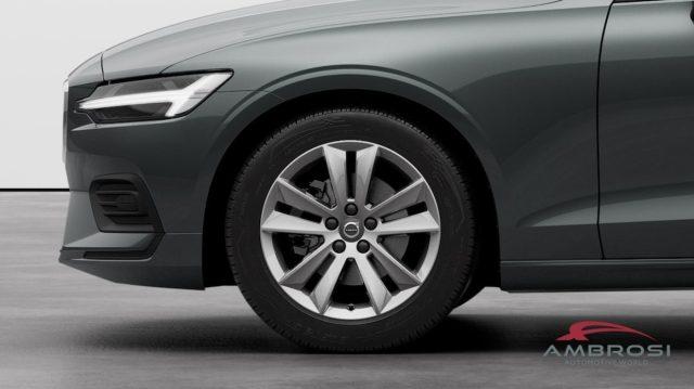 VOLVO V60 B4 Mild hybrid Benzina Core