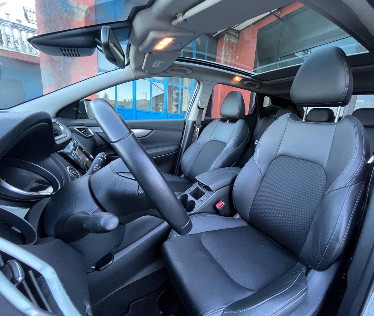 Nissan Qashqai 1.5 dCi115 CV Tekna-solokm57000-