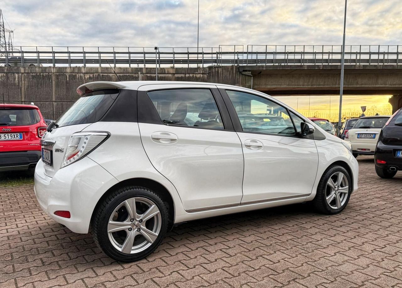 Toyota Yaris 1.3 5 porte OK NEOPATENTATI