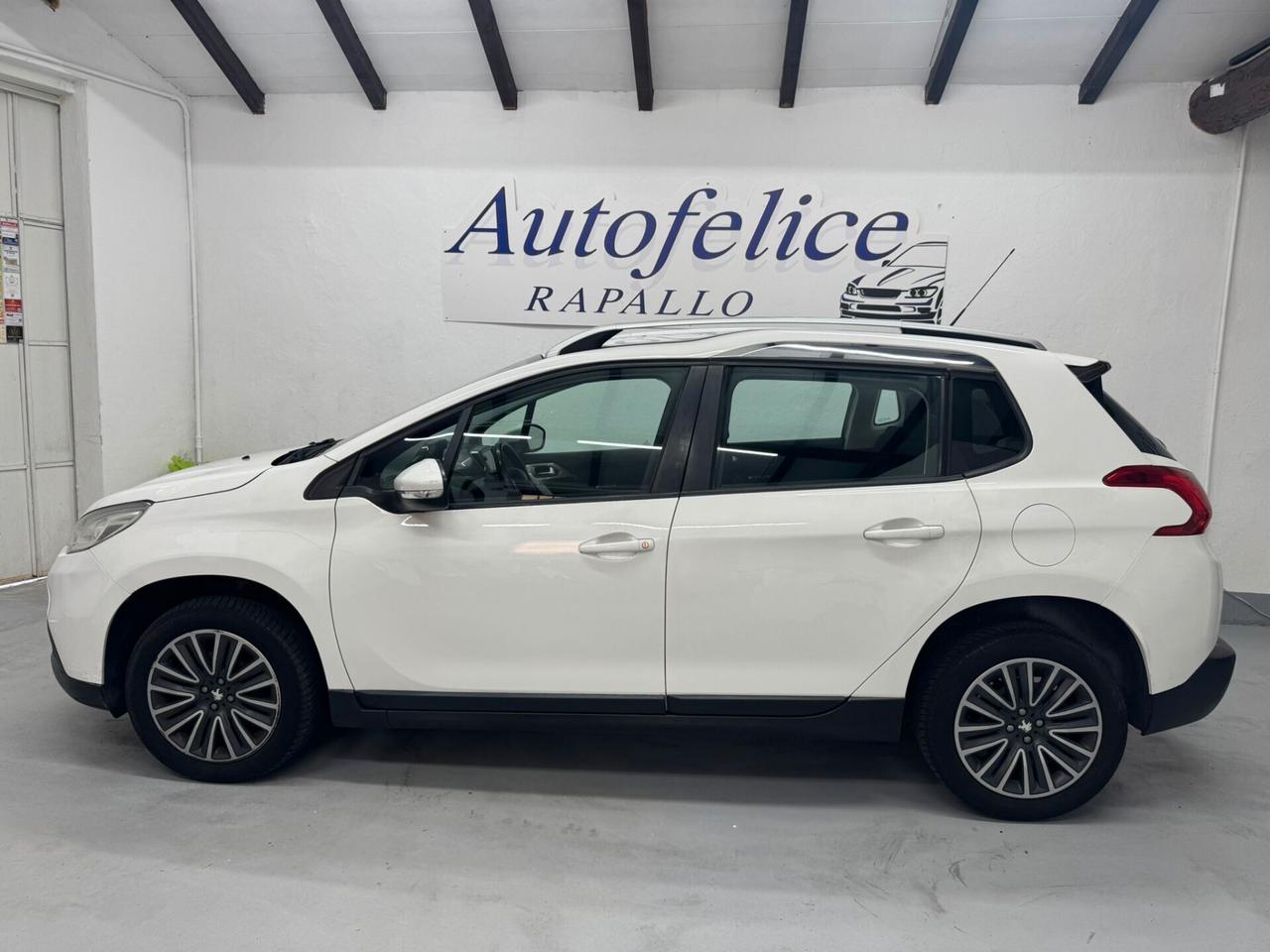 Peugeot 2008 1.6 e-HDi 92 CV Stop&Start Urban Cross