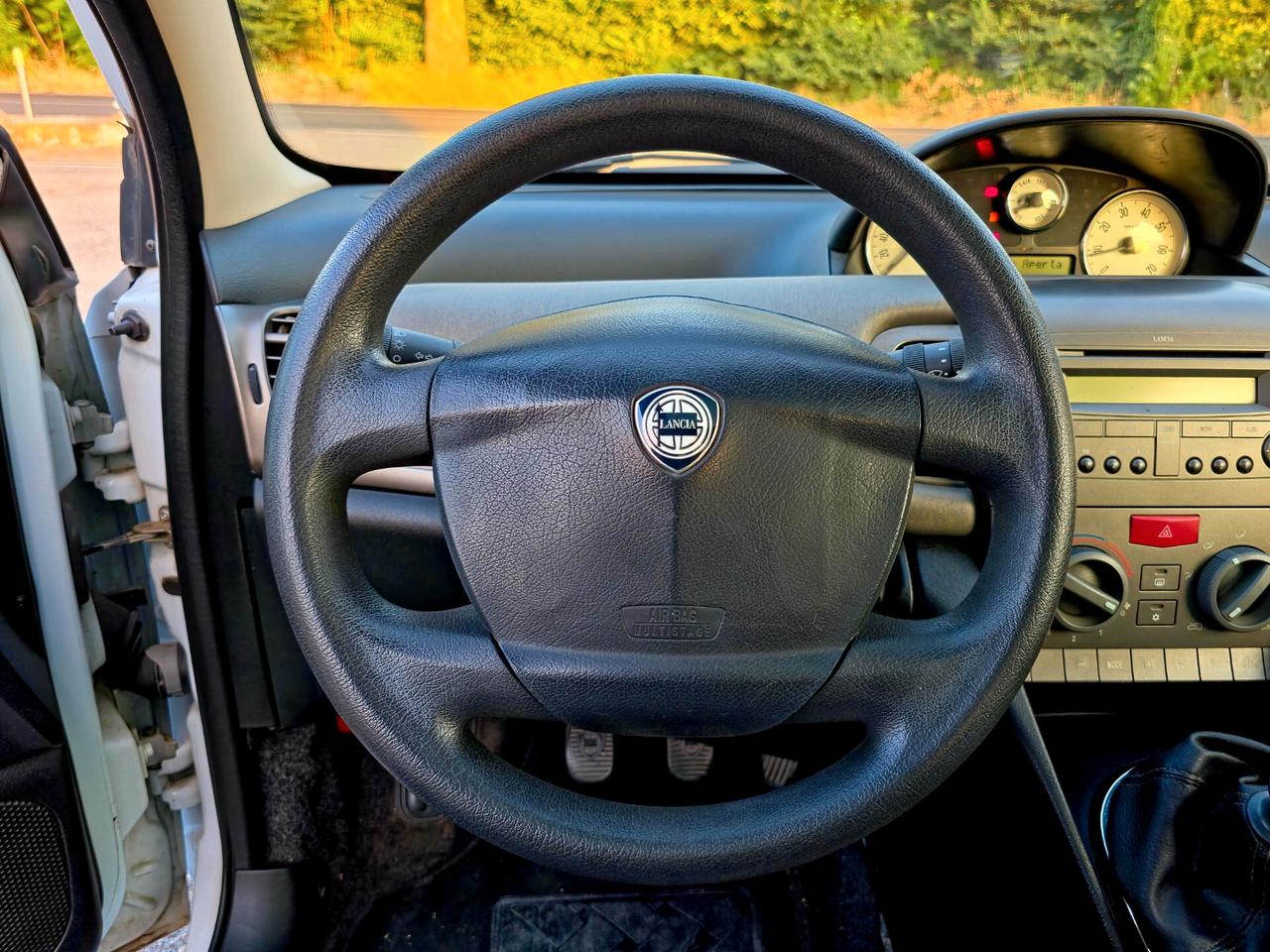 Lancia Ypsilon 1.2 16V Platino 2005-E4 Manuale NEO