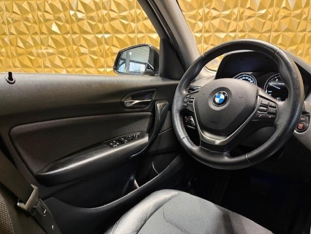 Bmw 116 116d 5p. Urban