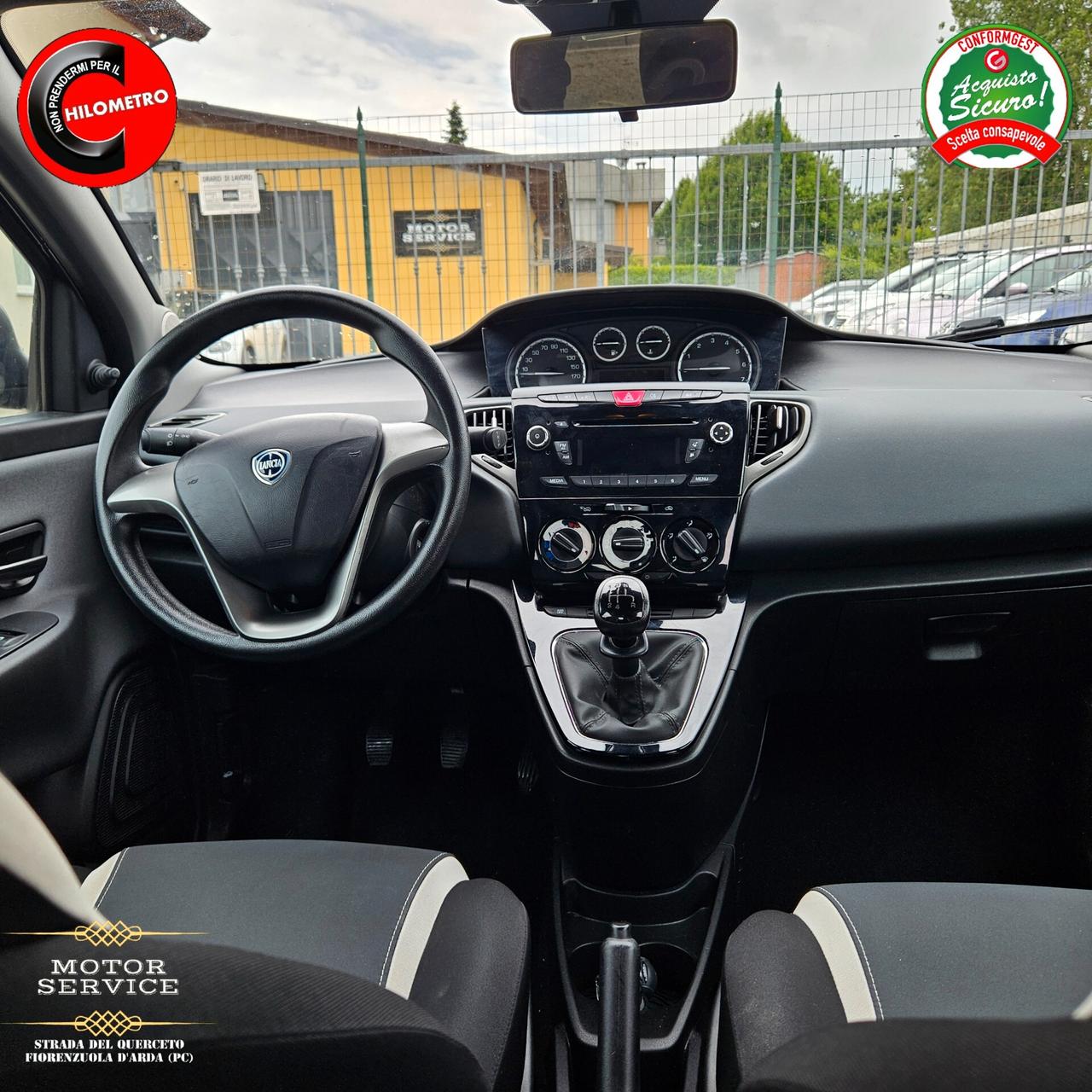 Lancia Ypsilon 1.2 69cv Elefantino km reali unipro da 89€ mese