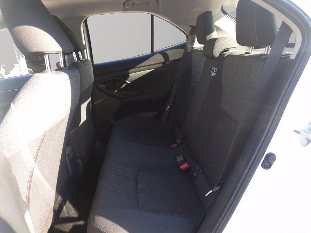 TOYOTA Yaris cross 1.5h active fwd 116cv e-cvt del 2022